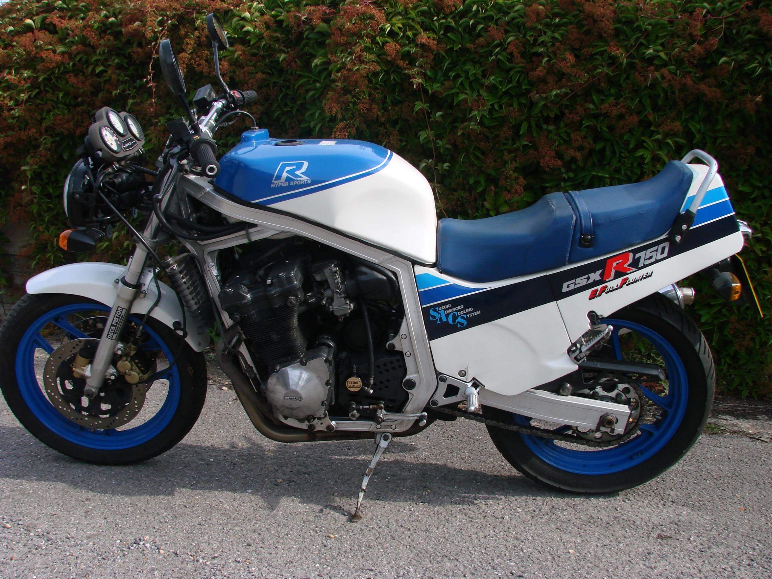 Suzuki gsx 750r