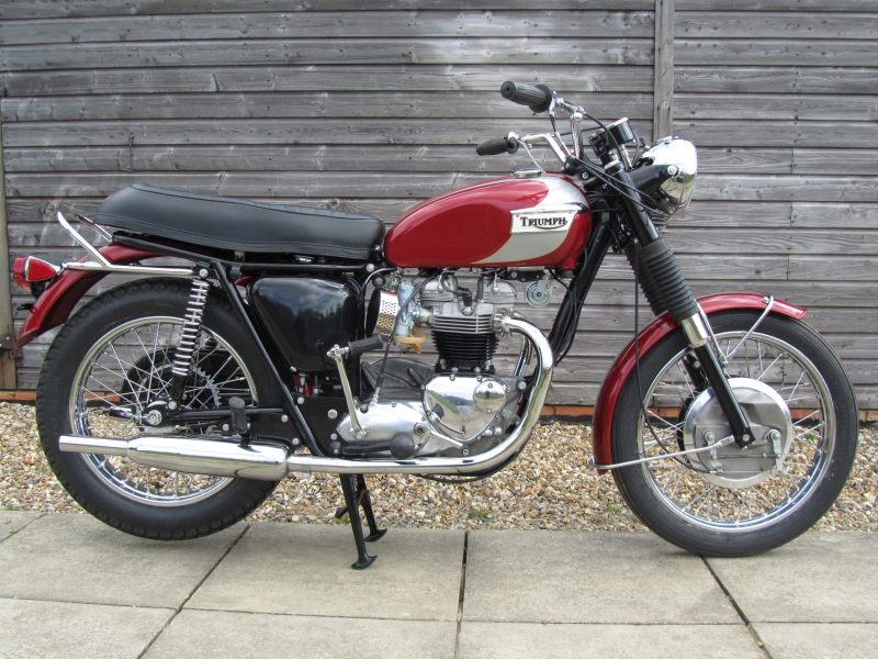 TRIUMPH T120 BONNEVILLE