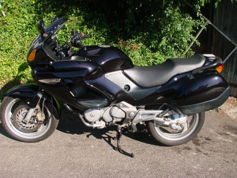 1999 HONDA NT650V DEAUVILLE